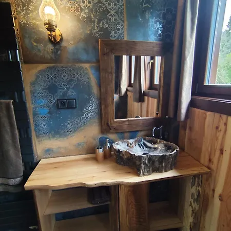 Zrub Holy Cross * Lazisko