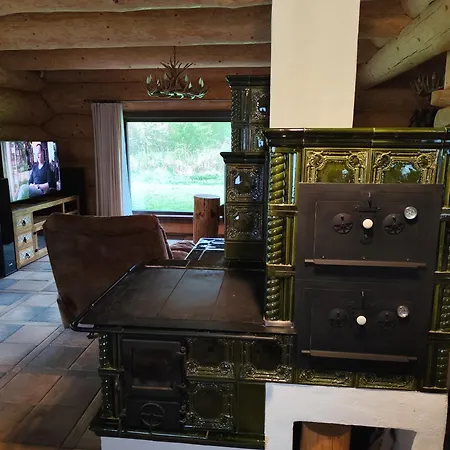 Zrub Holy Cross בית נופש