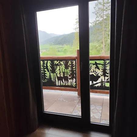 Zrub Holy Cross Feriehus Lazisko