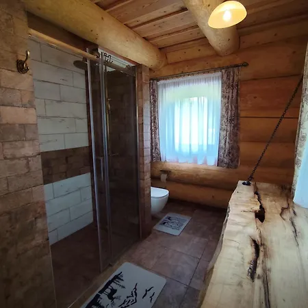 Zrub Holy Cross * Lazisko